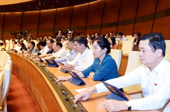 UBTVQH sẽ giám sát việc thực hiện chính sách, pháp luật về phát triển năng lượng